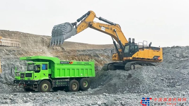 挖掘机装载机选购：如何规避常见误区，选择合适机型